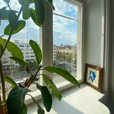 Bright Flat With Views In Christianshavn * Copenhagen